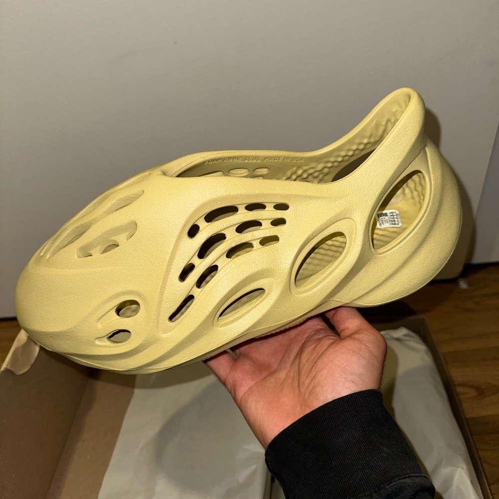 Adidas Yeezy foam runner size 15 sulfur
